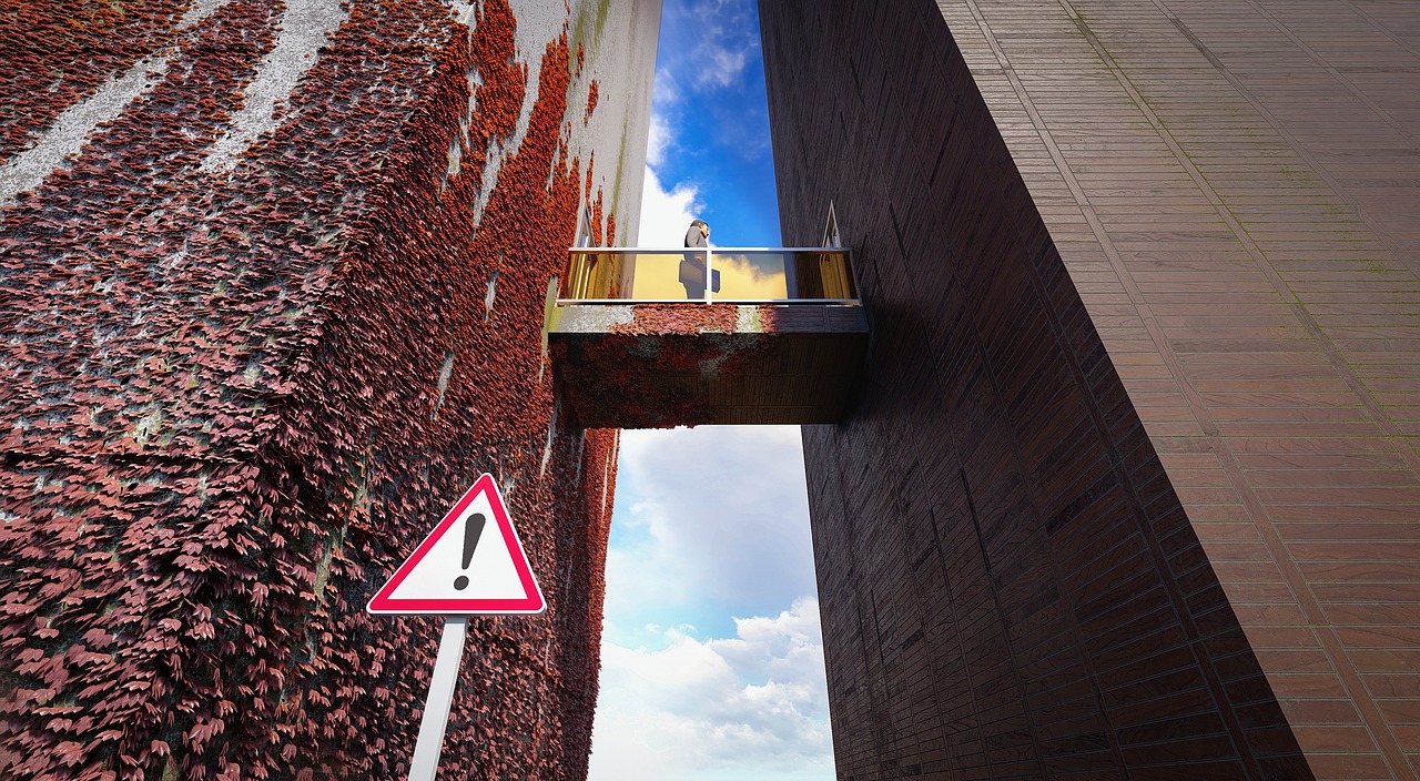 メリットとデメリットを比較するビジネスパーソン